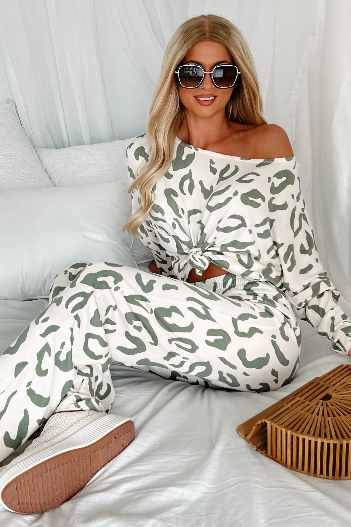 Feline Satisfaction Animal Print Loungewear Set (Sage/Ivory)