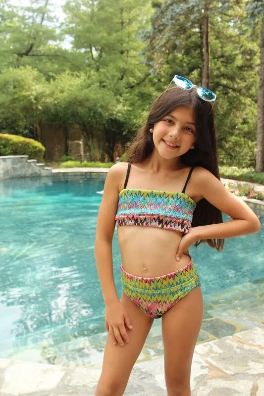 ZIG ZAG CROCHET TWO PIECE SPORTY BIKINI
